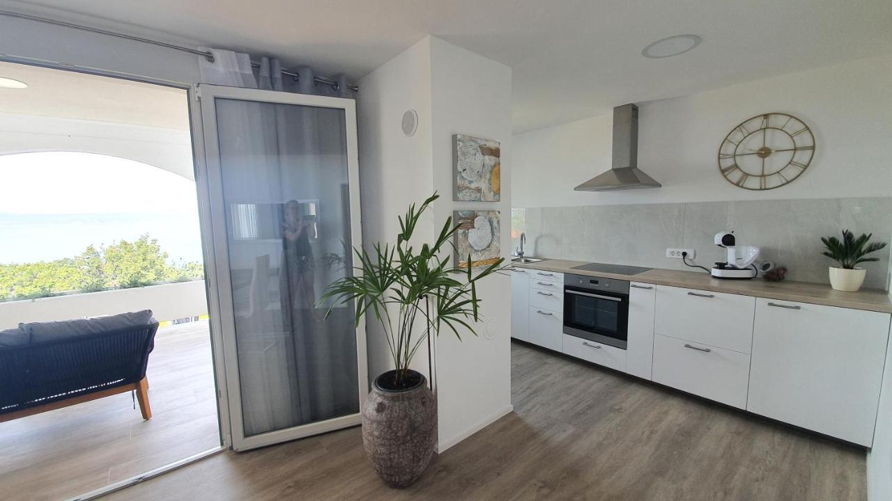 Divine View Apartma Njivice Dış mekan fotoğraf