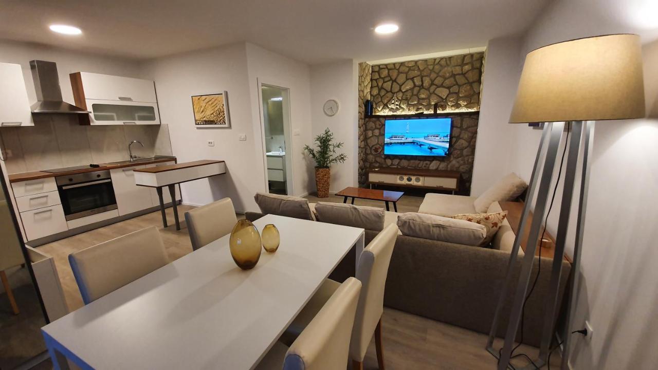 Divine View Apartma Njivice Dış mekan fotoğraf